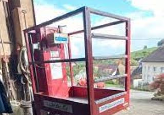 MH 50 Michaelis Single Vertical Mast Boom Lifts