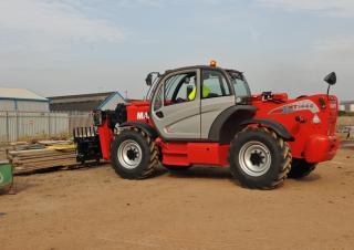 Manitou MT 1440 easy Telehandler Specs & Dimensions (2017 - 2020)