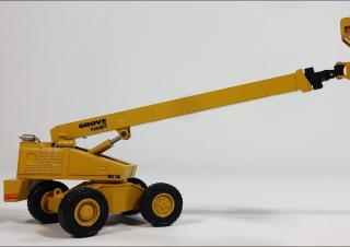 MZ 76 CXT Grove-Manlift Wheeled Telescopic Boom Lifts