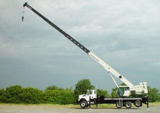 National Crane NBT50 crane - load chart, specs & dimensions (2017 - 2026)