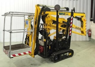 Octopussy 1055 Oil & Steel Crawler Articulating Boom Lifts