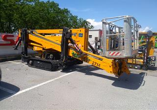Octopussy 2714 Oil & Steel Crawler Articulating Boom Lifts