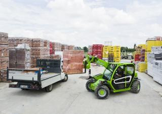 Merlo P 27.6 PLUS Telehandler Specs & Dimensions (2016 - 2019)