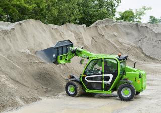 Merlo P 27 EE PLUS Telehandler Specs & Dimensions (2022 - 2026)