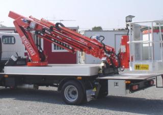 P 3004 Benelligru Truck Mounted Telescopic Boom Lifts