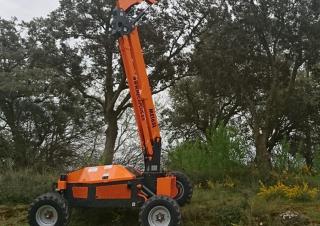 P16 Mecaplús Wheeled Articulating Boom Lifts