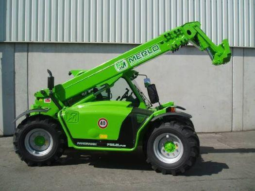 Merlo Panoramic P 28.8 L Telehandler Specs & Dimensions (2010 - 2013)