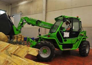 Merlo Panoramic P 38.12 Telehandler Specs & Dimensions (2006 - 2013)