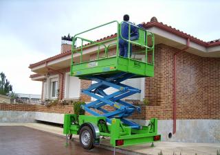 PE-8R Mieve Wheeled scissor lifts