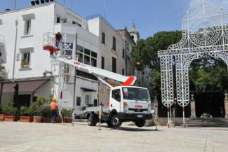 PLA250 CMC Truck Mounted Telescopic Boom Lifts