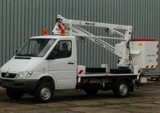 PMB 100 E Bumar Trailer Mounted Articulating Boom Lifts