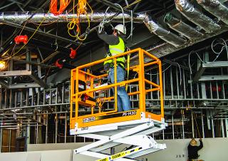 PS-1030 Custom Equipment Wheeled scissor lifts