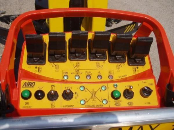 AIRO R 13 DC Crawler Articulating Boom Lifts (2008 - 2014) Specifications & Dimensions