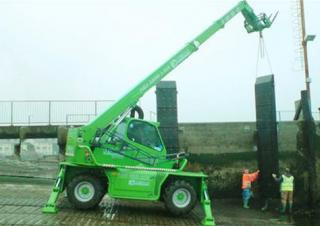 Merlo Roto 38.16 Rotating Telehandler Specs & Dimensions (2010 - 2013)