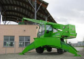 Merlo Roto 45.21 Rotating Telehandler Specs & Dimensions (2016 - 2017)