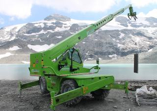 Merlo Roto 45.21 MCSS Rotating Telehandler Specs & Dimensions (2016 - 2019)