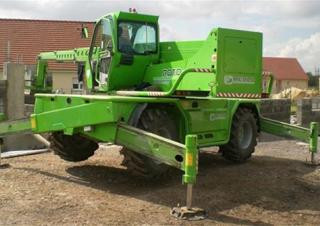Merlo Roto 50.16 MCSS Rotating Telehandler Specs & Dimensions (2004 - 2009)