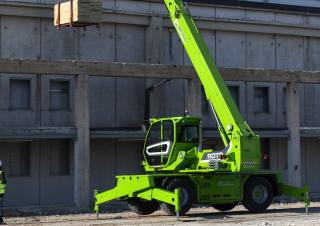 Merlo Roto 50.26 S PLUS Rotating Telehandler Specs & Dimensions (2022 - 2026)