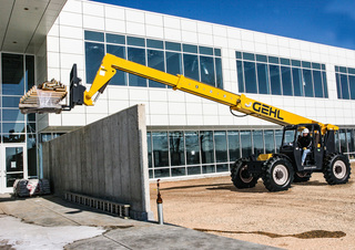 RS10-44 Gehl Telehandler Specs & Dimensions