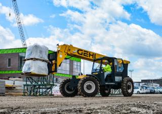 RS6-42 Gehl Telehandler Specs & Dimensions