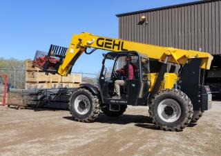 RS8-42 Gehl Telehandler Specs & Dimensions