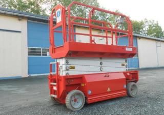 S 104-10 E 2WD HAB Wheeled scissor lifts
