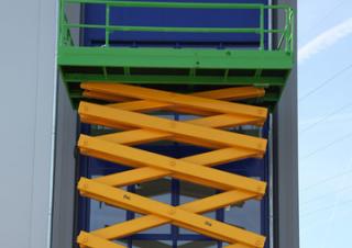 S 225-12 D 4WD S HAB Wheeled scissor lifts