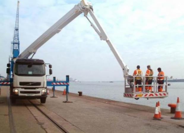 Bronto Skylift S 36 XDT Truck Mounted Telescopic Boom Lifts (2009 - 2017) Specifications & Dimensions