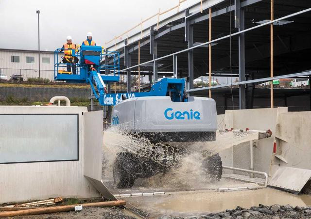 Genie S-40 XC Wheeled Telescopic Boom Lifts (2019 - 2020) Specifications & Dimensions