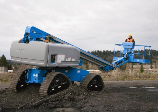 Genie S-60 TraX Crawler Telescopic Boom Lifts (2022 - 2025) Specifications & Dimensions
