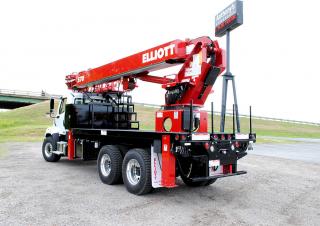 S70R SkyWalk Elliott Equipment Truck Mounted Telescopic Boom Lifts