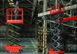 SC14E/H Noblelift Wheeled scissor lifts