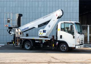 Scorpion 2014 Oil & Steel Truck Mounted Telescopic Boom Lifts