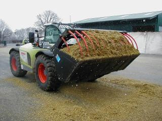 Claas Scorpion 7030 Telehandler Specs & Dimensions (2005 - 2007)