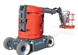 SJ 30 ARJE Skyjack Wheeled Articulating Boom Lifts