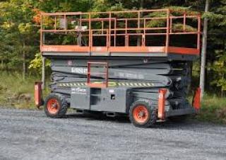 SJ 9250-4WD Skyjack Wheeled scissor lifts