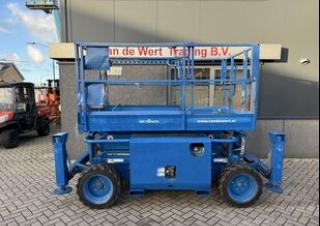 SJ II 6826 Skyjack Wheeled scissor lifts