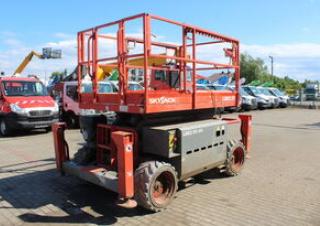 SJ III 3015 Skyjack Wheeled scissor lifts