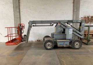 SJKB 40 C Skyjack Wheeled Articulating Boom Lifts