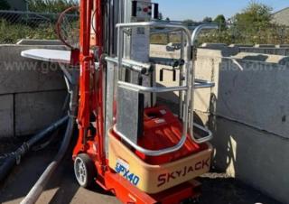 SJPX 40 Skyjack Single Vertical Mast Boom Lifts