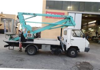 Snake 198 Oil & Steel Trailer Mounted Articulating Boom Lifts