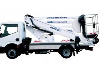 Snake 2010A Plus Oil & Steel Trailer Mounted Articulating Boom Lifts