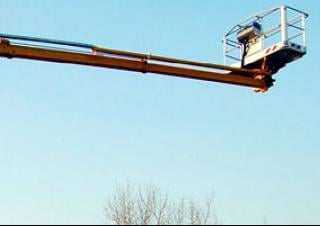 Snake 2816 Oil & Steel Trailer Mounted Articulating Boom Lifts