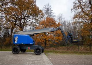 SP14DJ Aichi Wheeled Telescopic Boom Lifts