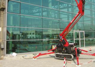 SPIDER 15.75 E Platform Basket Crawler Articulating Boom Lifts