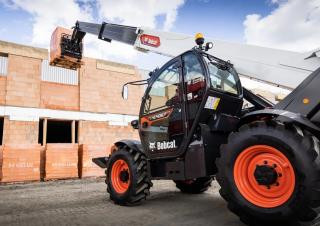 Bobcat T41.140SLP 100 V Telehandler Specs & Dimensions (2021 - 2026)