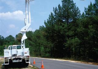 TA45M-T50 Altec Trailer Mounted Articulating Boom Lifts