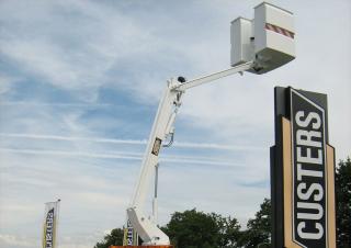 Taurus 200-10.5 Custers Trailer Mounted Articulating Boom Lifts