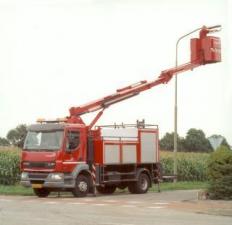 Taurus 200-18 Custers Trailer Mounted Articulating Boom Lifts