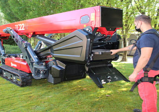 TeleCrawler 22N Hinowa Crawler Articulating Boom Lifts
